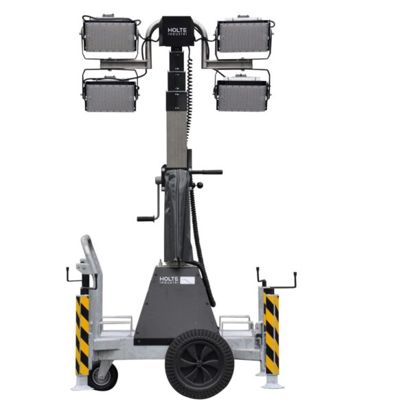 SKY 2 lysmast 7m, m/ 4x 240W LED med mekanisk ur